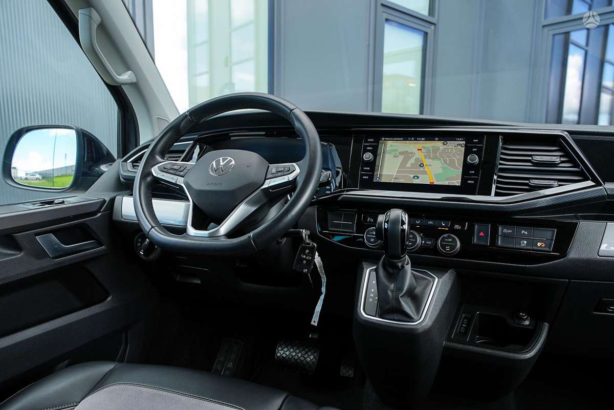 Volkswagen Multivan, 2.0 l., Минивэн