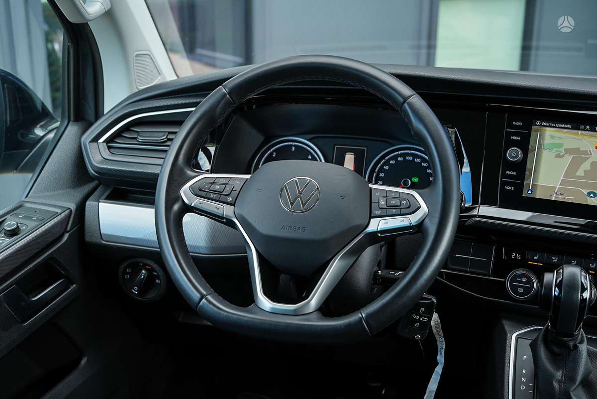 Volkswagen Multivan, 2.0 l., Минивэн