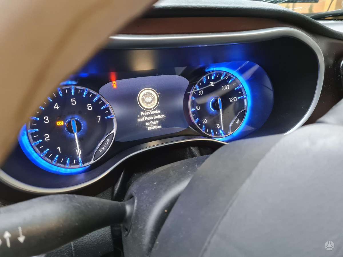 Chrysler Pacifica Limited komplektacija