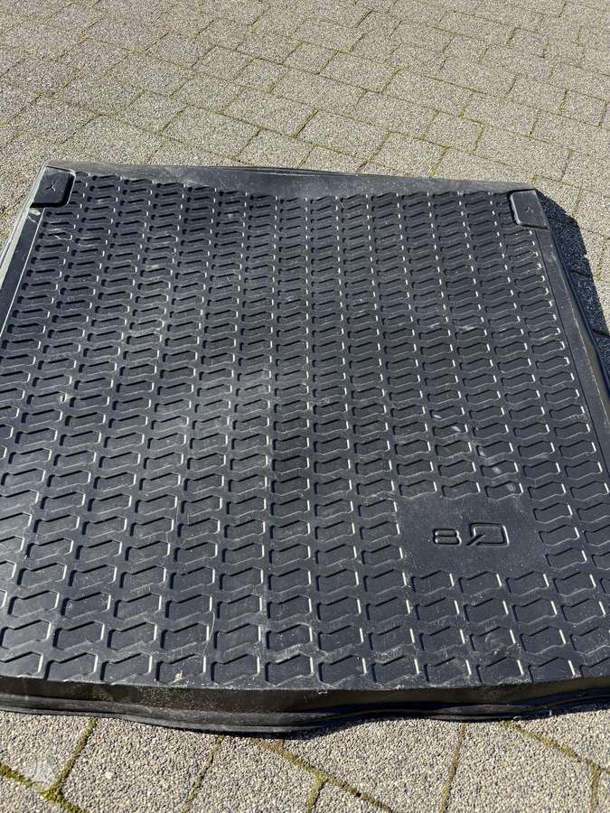 Audi Q8 коврики