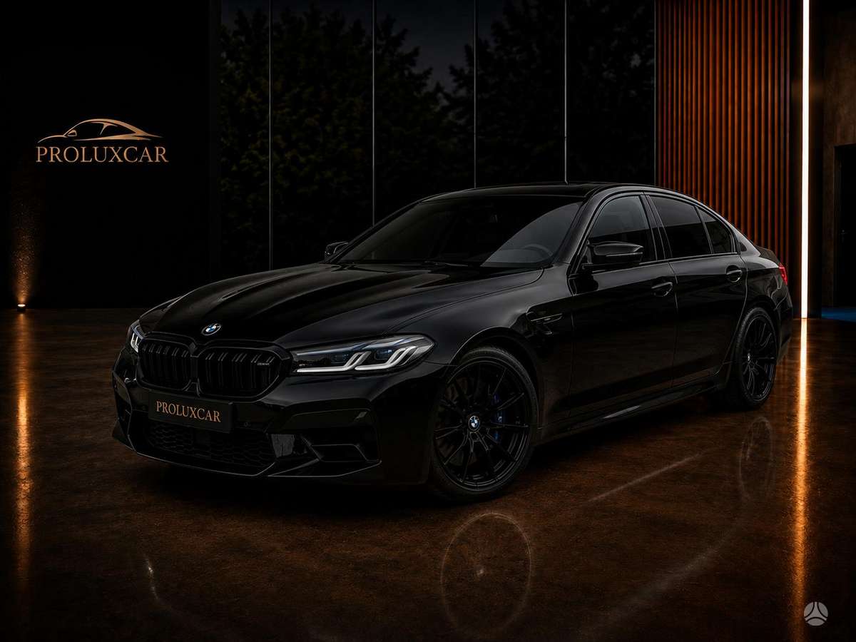 BMW M5, 4.4 l., sedanas