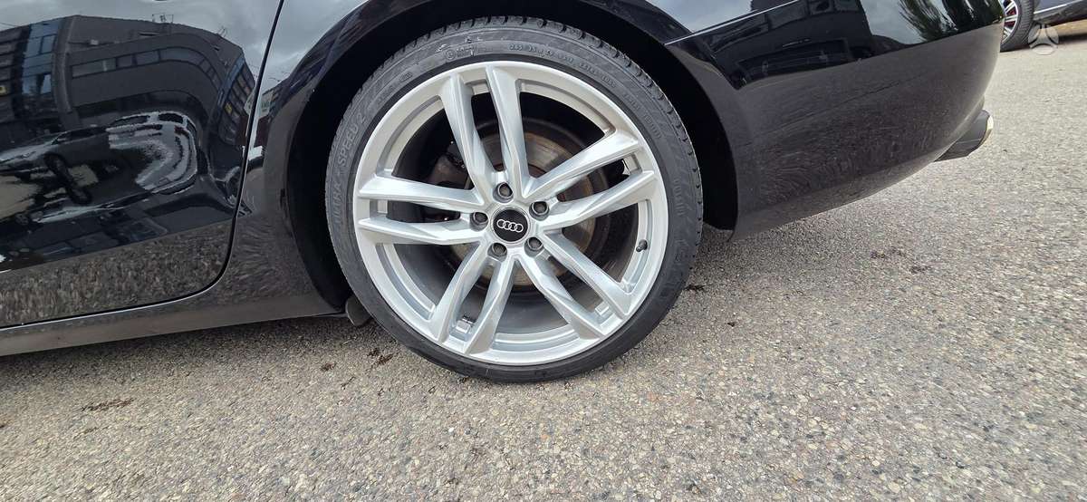 Audi A4, 2.0 l., universalas