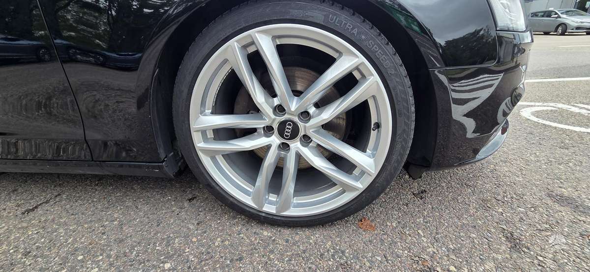Audi A4, 2.0 l., universalas