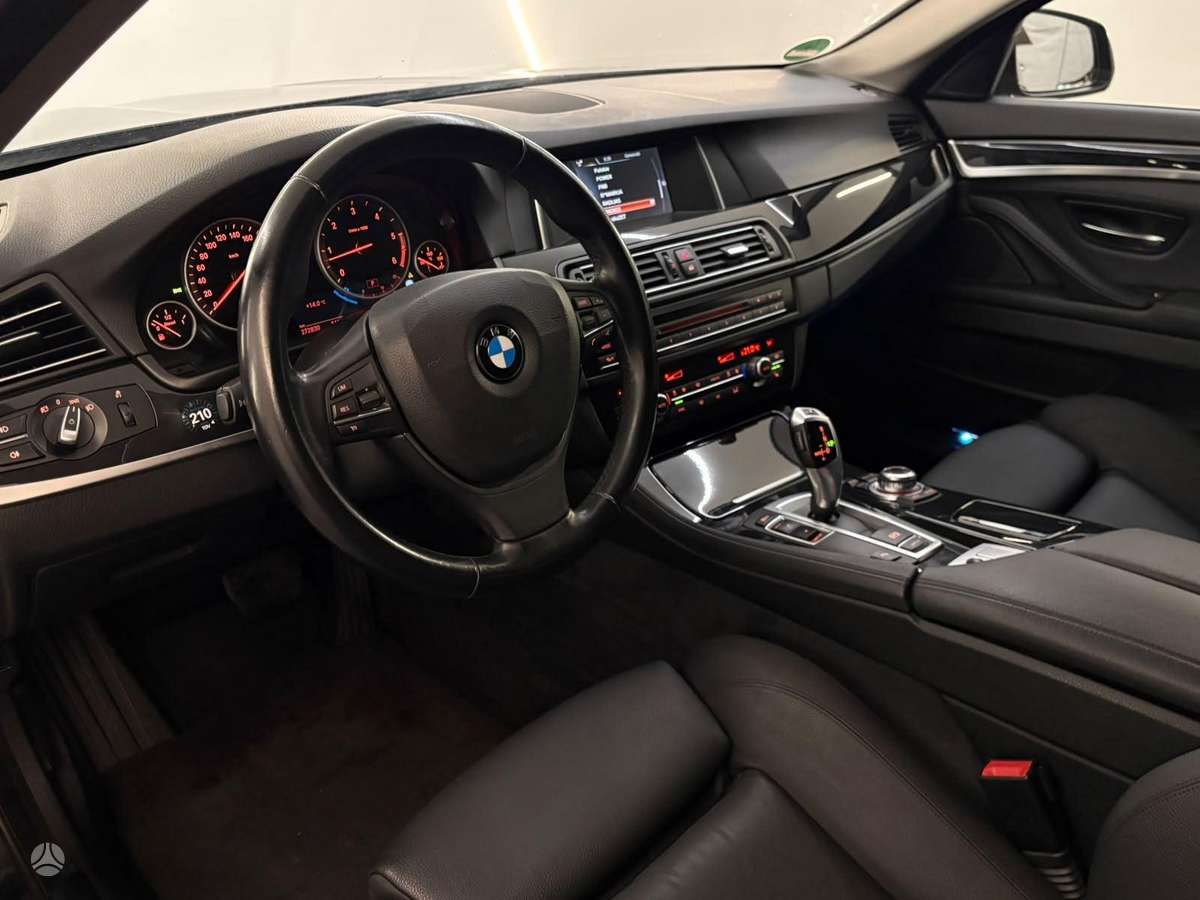BMW 535, 3.0 l., Седан