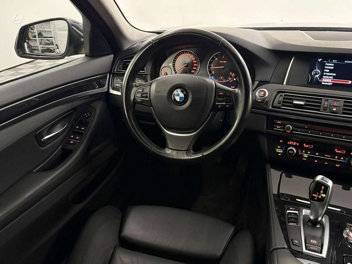 BMW 535, 3.0 l., Седан