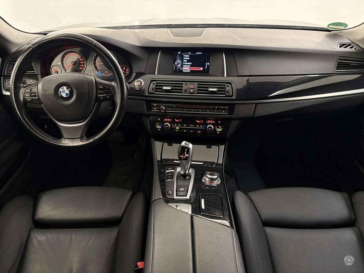 BMW 535, 3.0 l., Седан