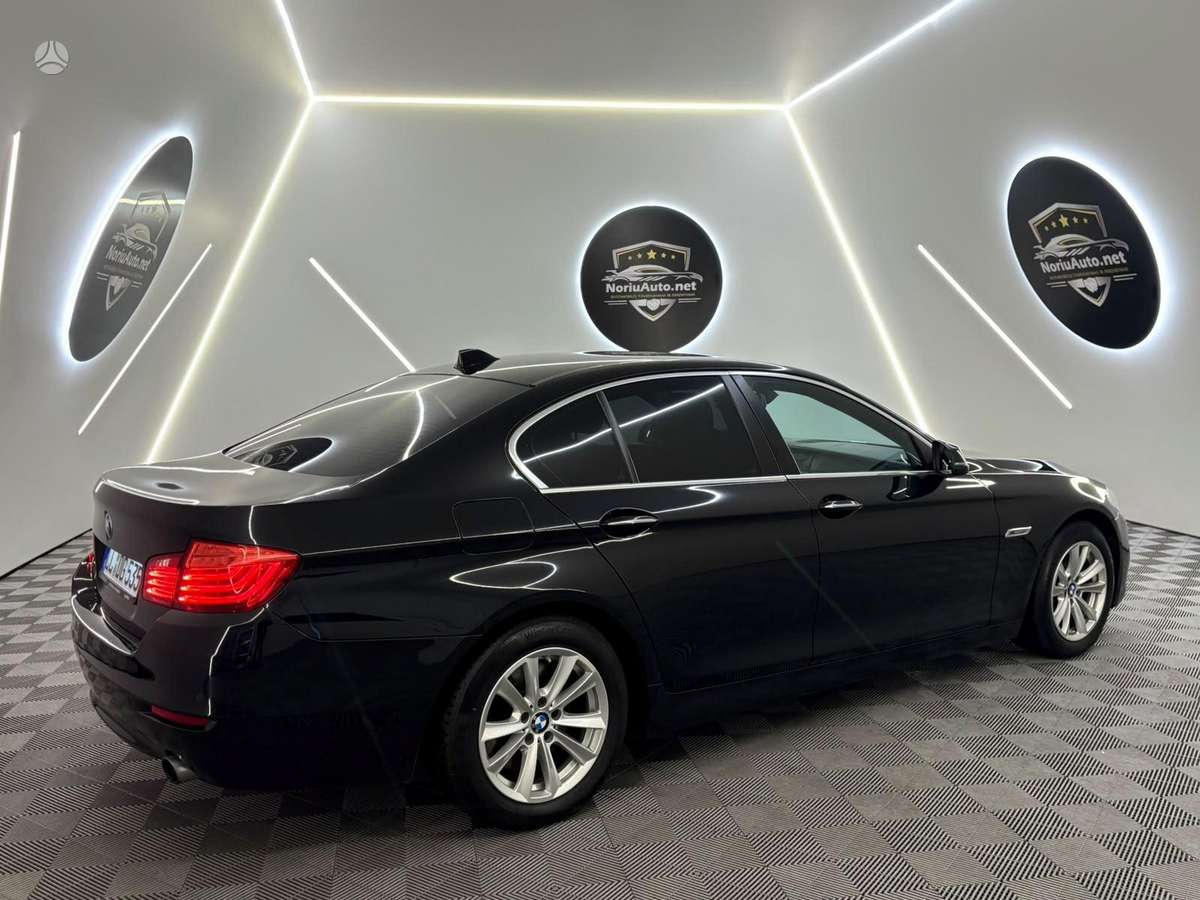 BMW 535, 3.0 l., Седан