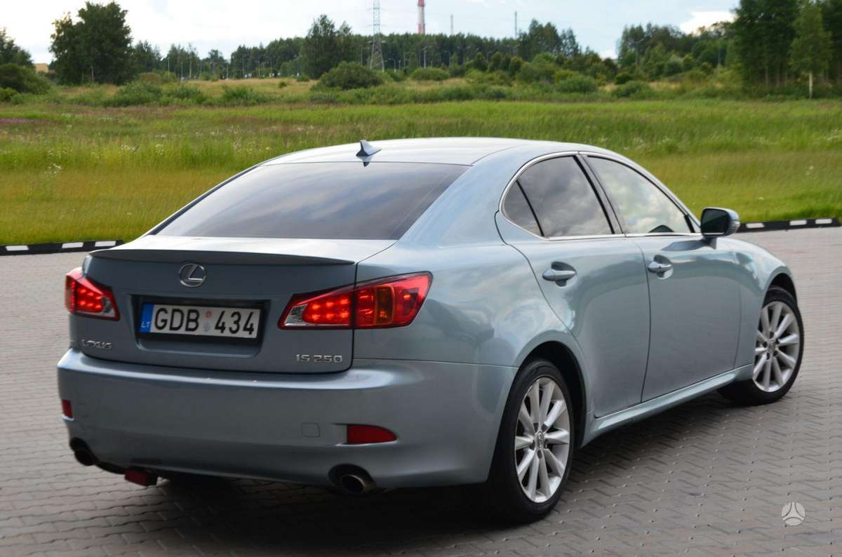 Lexus IS 250, 2.5 l., Седан