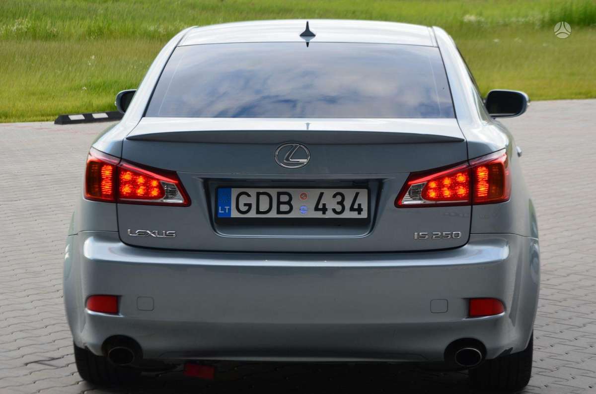 Lexus IS 250, 2.5 l., Седан