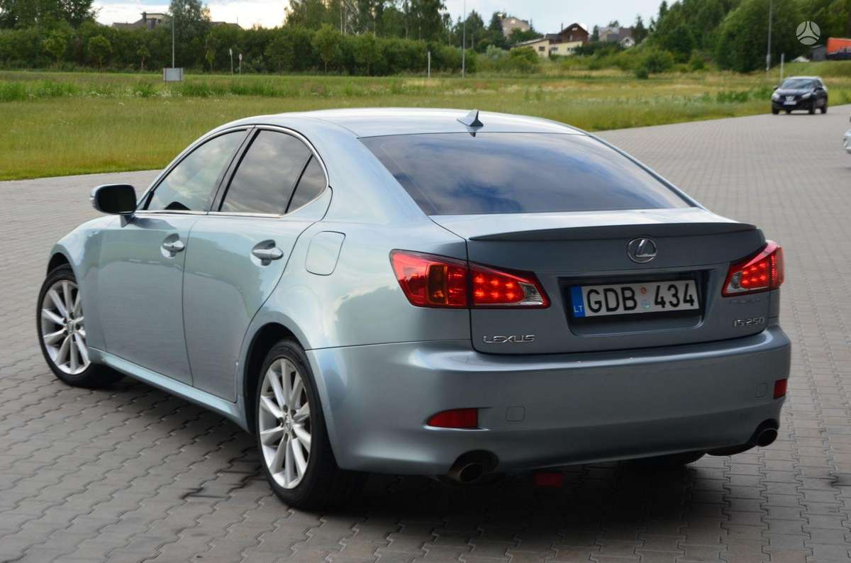 Lexus IS 250, 2.5 l., Седан
