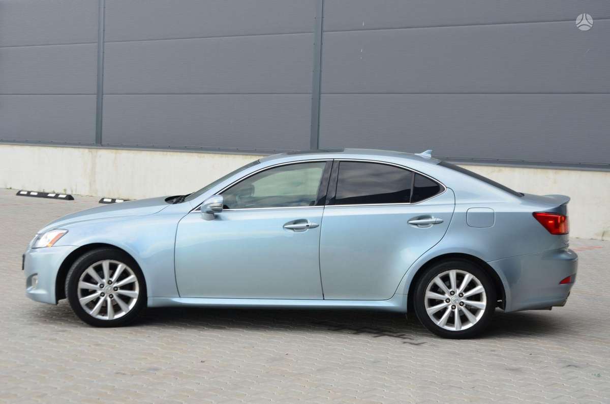 Lexus IS 250, 2.5 l., Седан