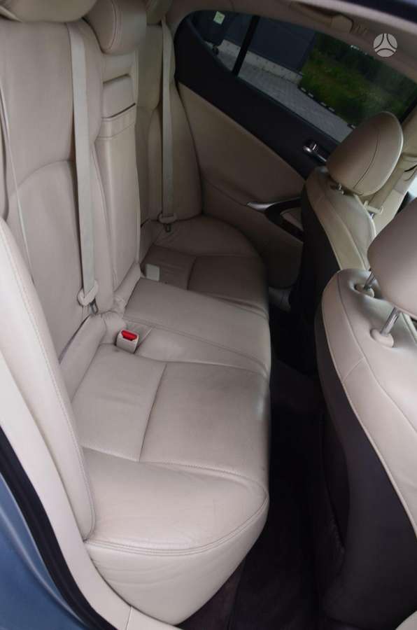 Lexus IS 250, 2.5 l., Седан
