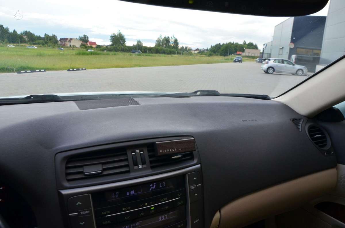 Lexus IS 250, 2.5 l., Седан