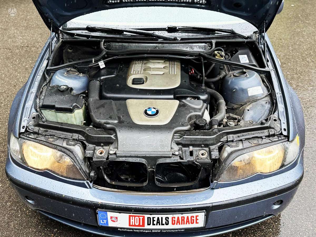BMW 320, 2.0 l., saloon / sedan