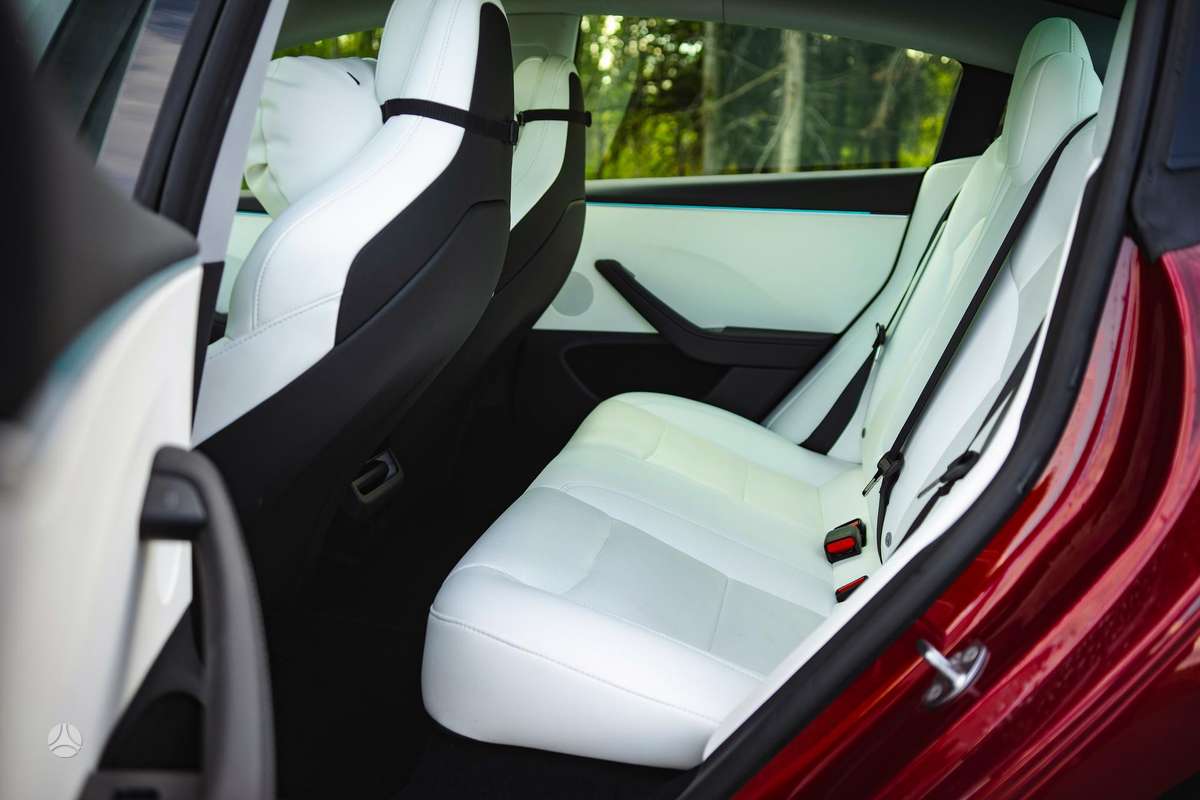 Tesla Model 3, 72 kWh, hečbekas