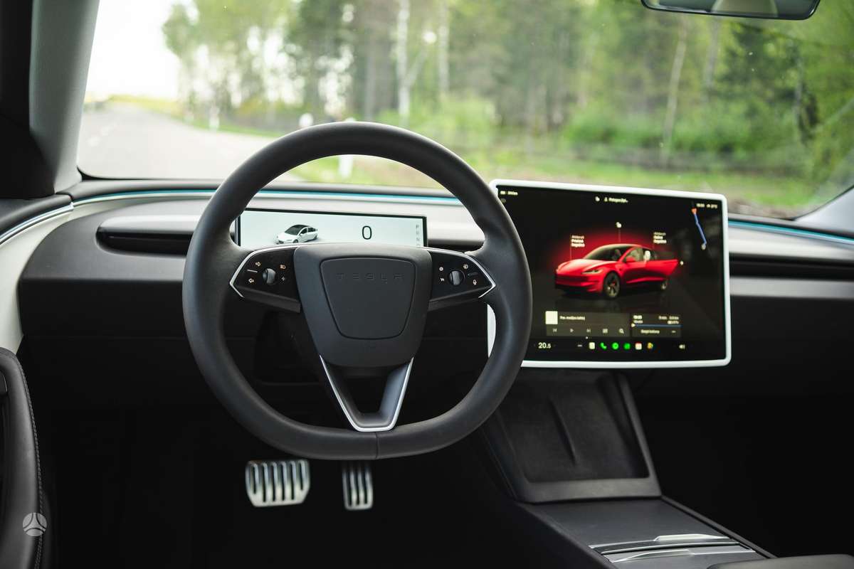 Tesla Model 3, 72 kWh, hečbekas