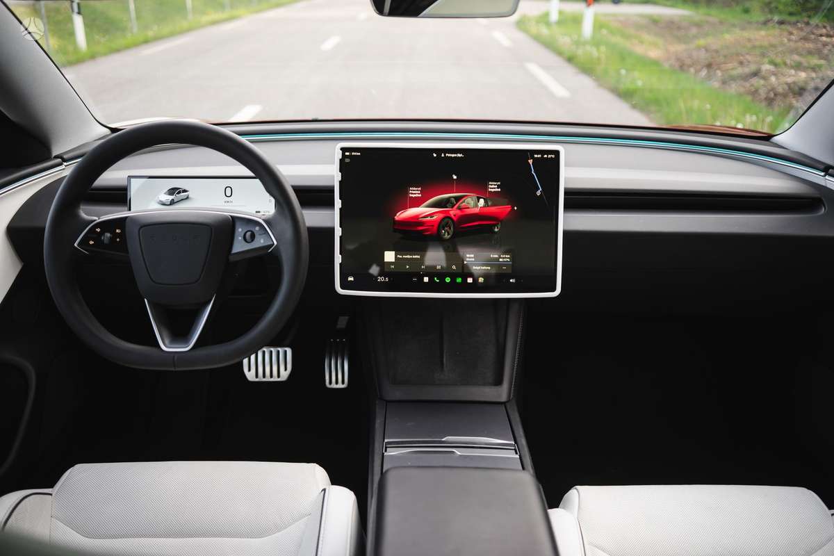 Tesla Model 3, 72 kWh, hečbekas