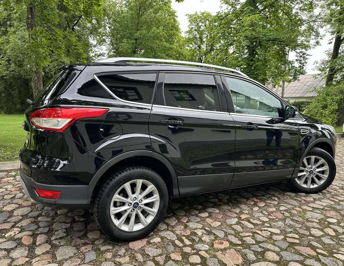 Ford Kuga, 2.0 l., off-road / crossover