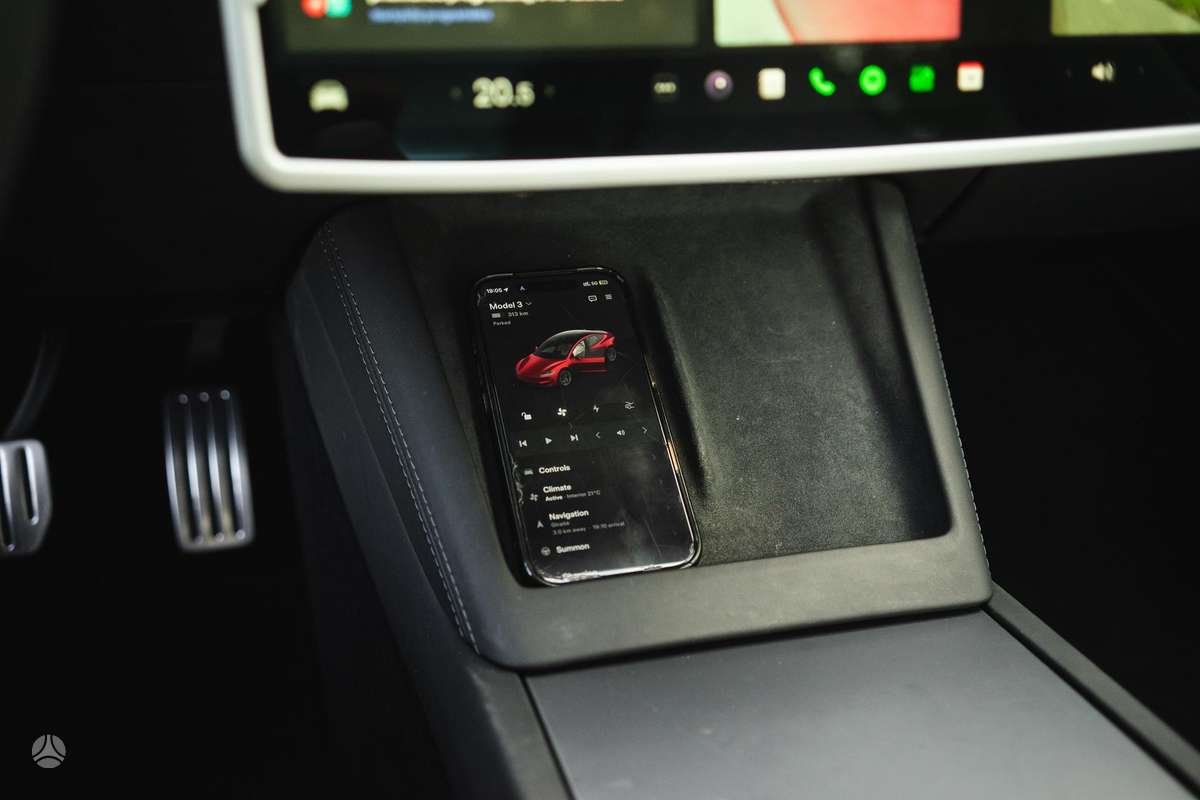 Tesla Model 3, 72 kWh, hečbekas