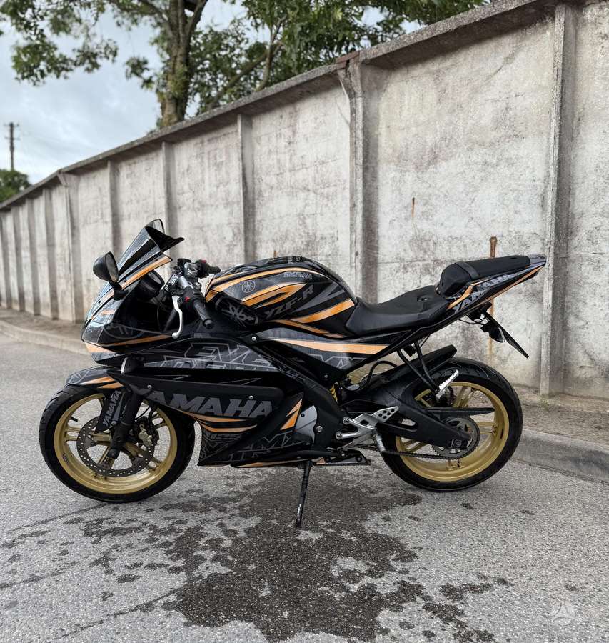 Yamaha YZF 125cc, superbikes