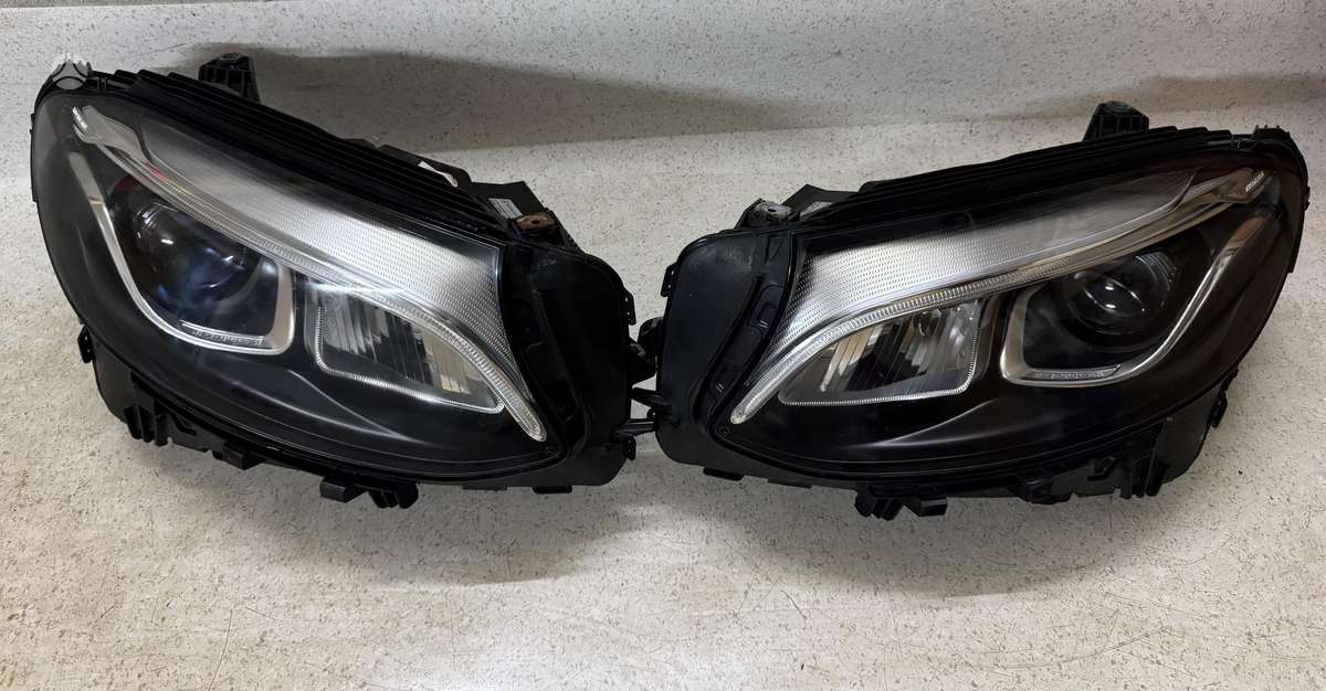 Mercedes-Benz GLC klasė lights