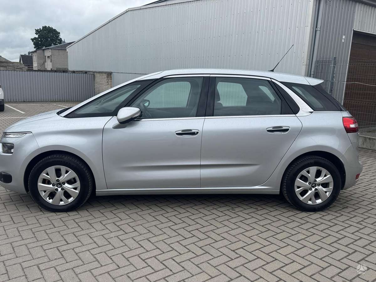 Citroen C4, 1.6 l., Седан