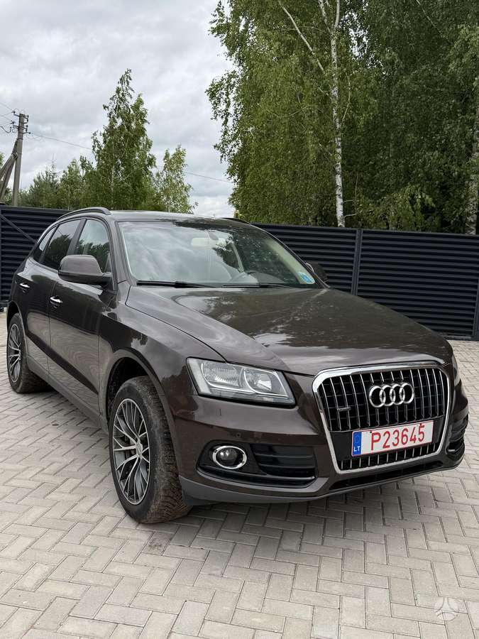 Audi Q5, 2.0 l., Внедорожник / Кроссовер