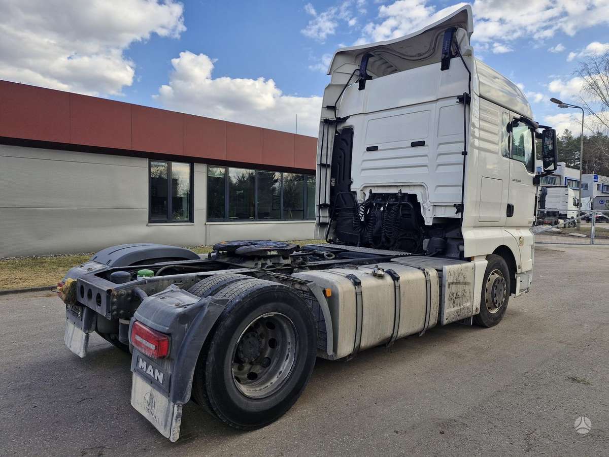 MAN TGX 18.500, double sleeper