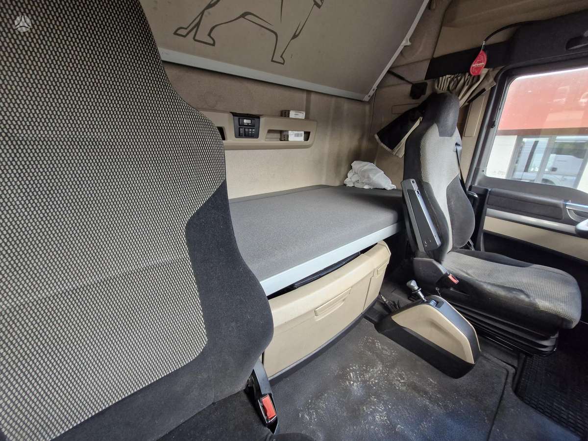 MAN TGX 18.500, double sleeper