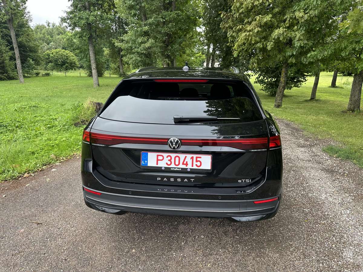 Volkswagen Passat - 6