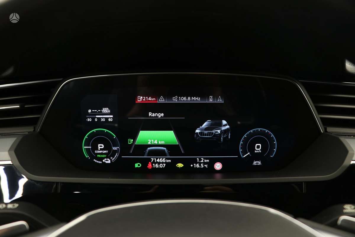 Audi e-tron, 95 kWh, off-road / crossover