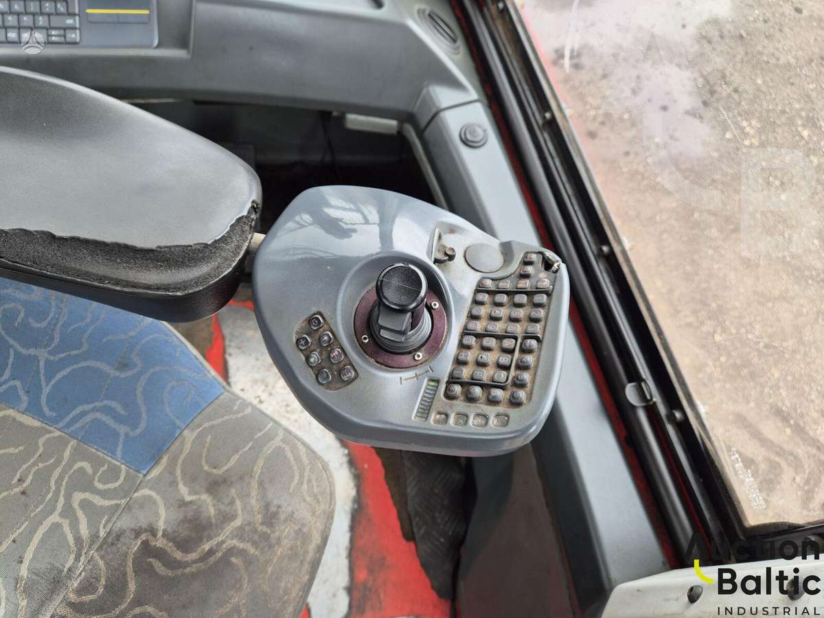 Komatsu 845, форвардеры