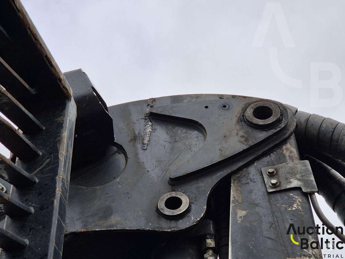 Komatsu 845, форвардеры