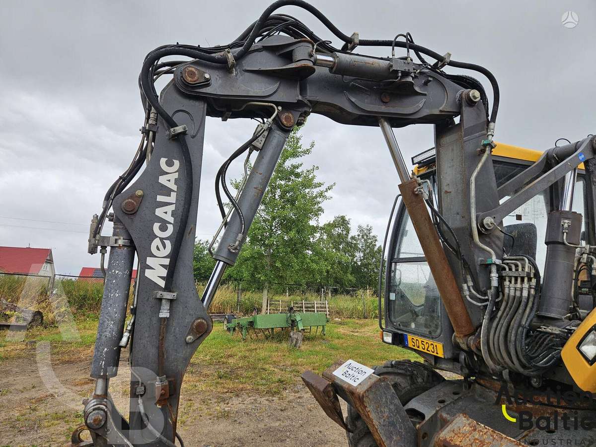 Mecalac 12 M TX, ekskavatori