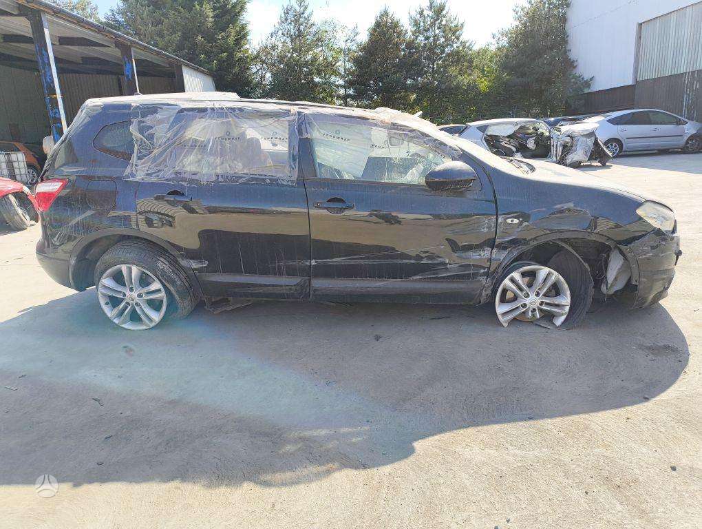 Nissan Qashqai+2