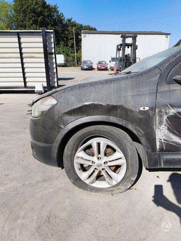 Nissan Qashqai+2