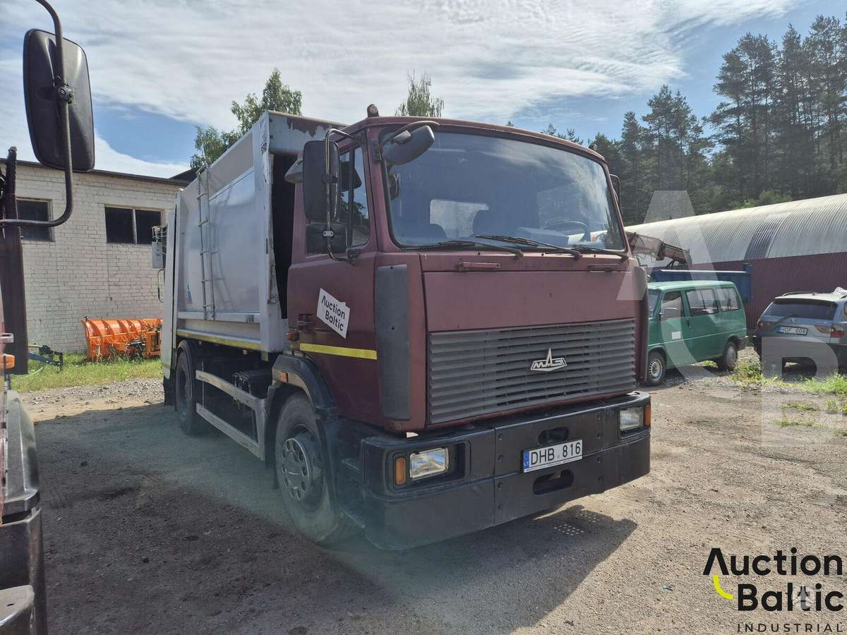 MAZ 533731, garbage trucks