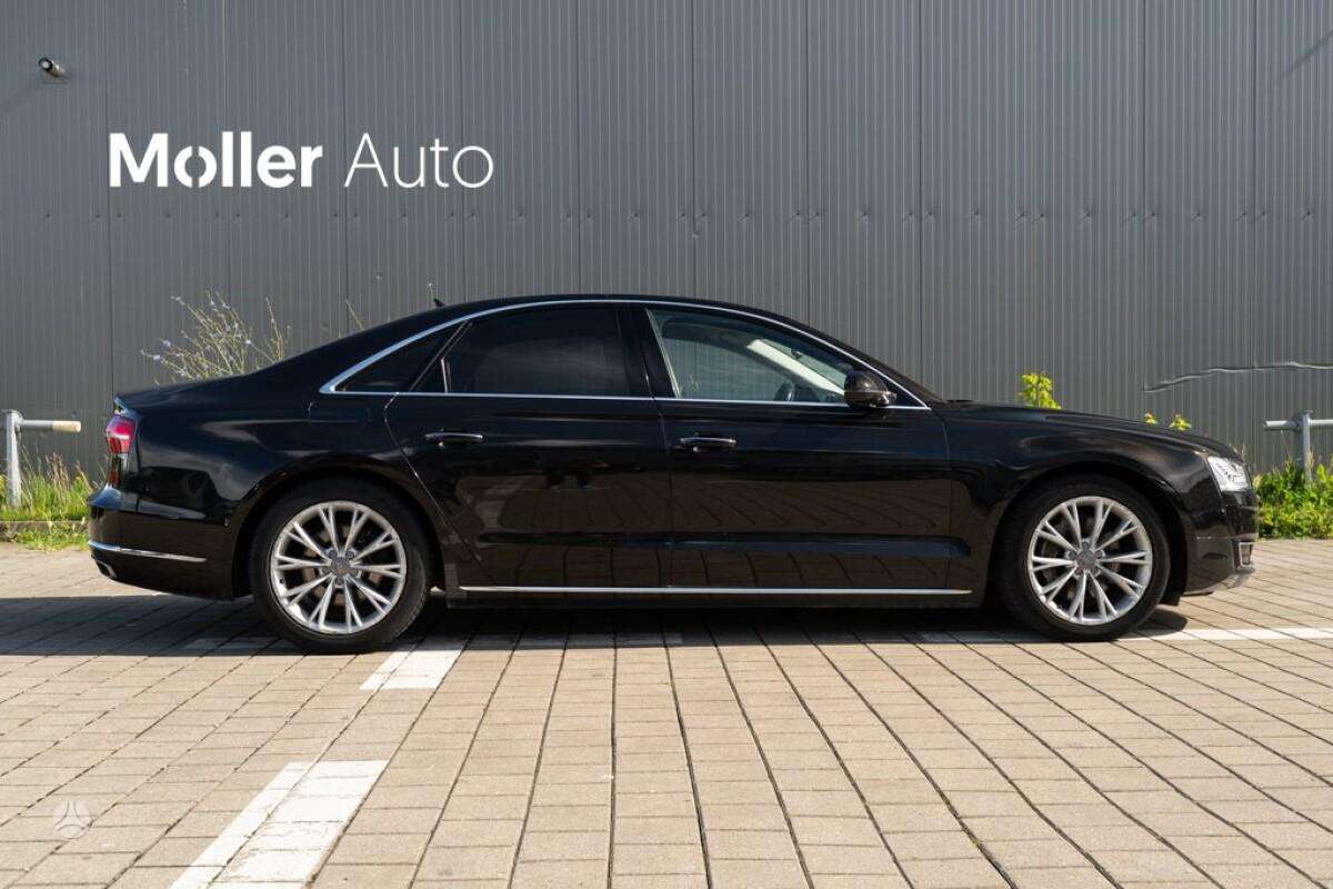 Audi A8, 3.0 l., sedanas