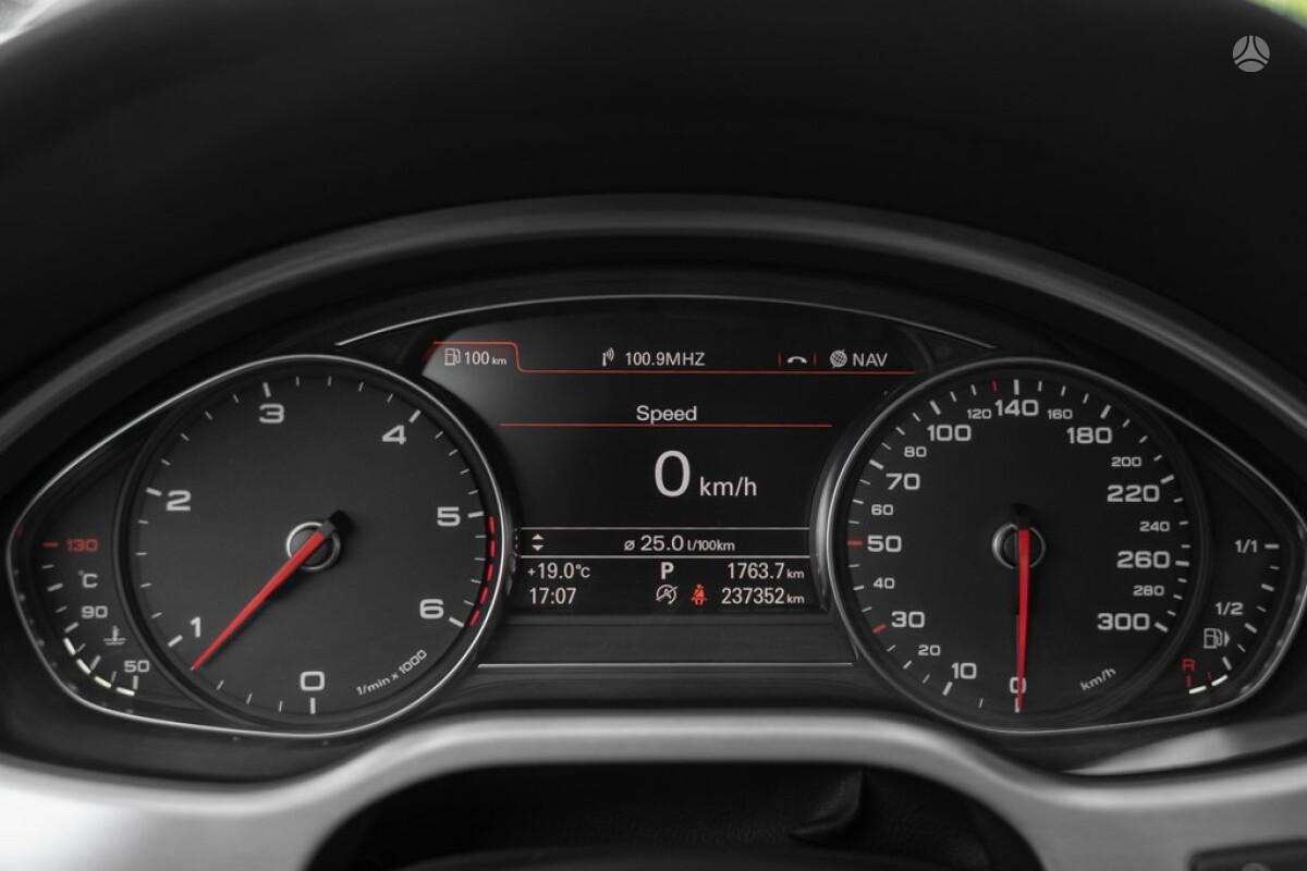 Audi A8, 3.0 l., sedanas