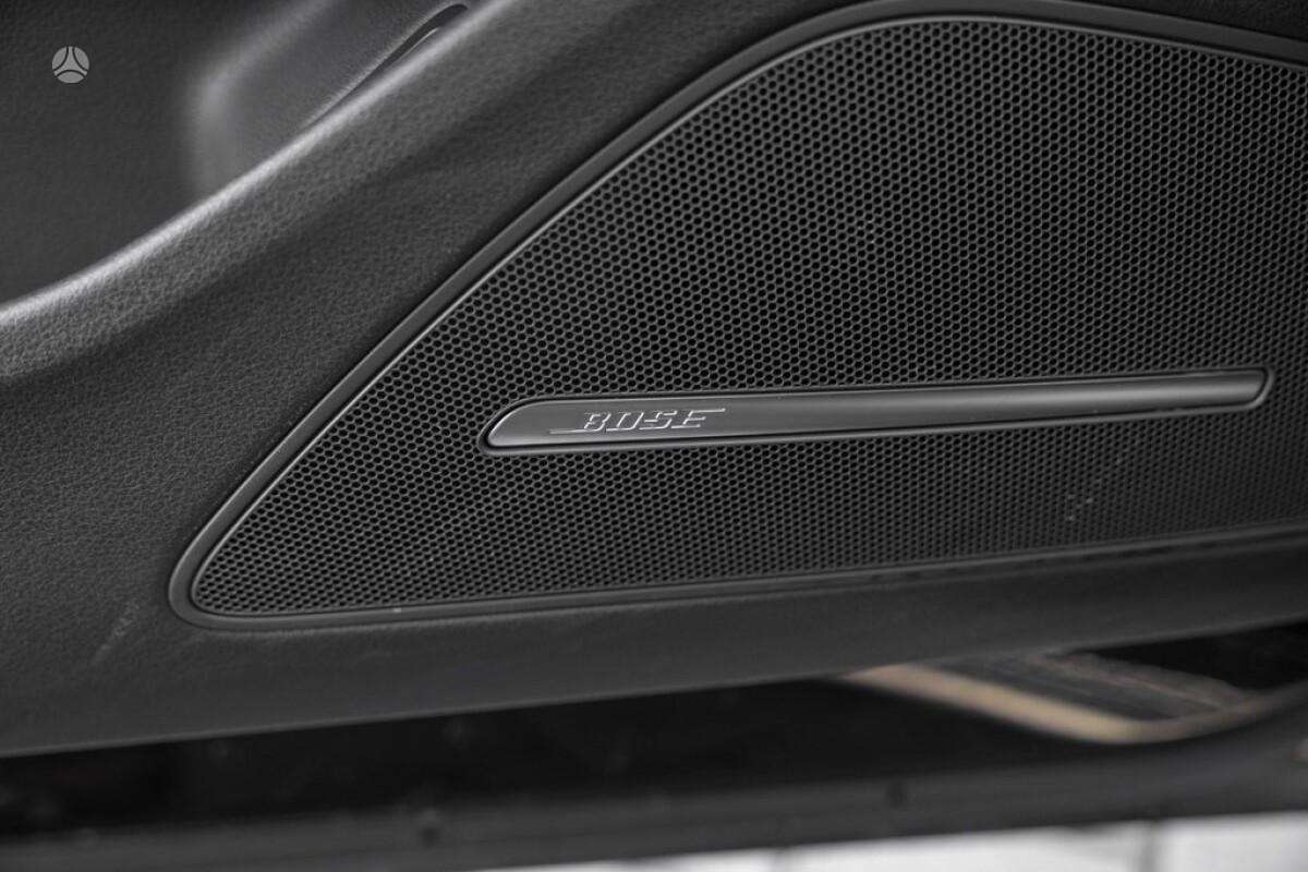 Audi A8, 3.0 l., sedanas