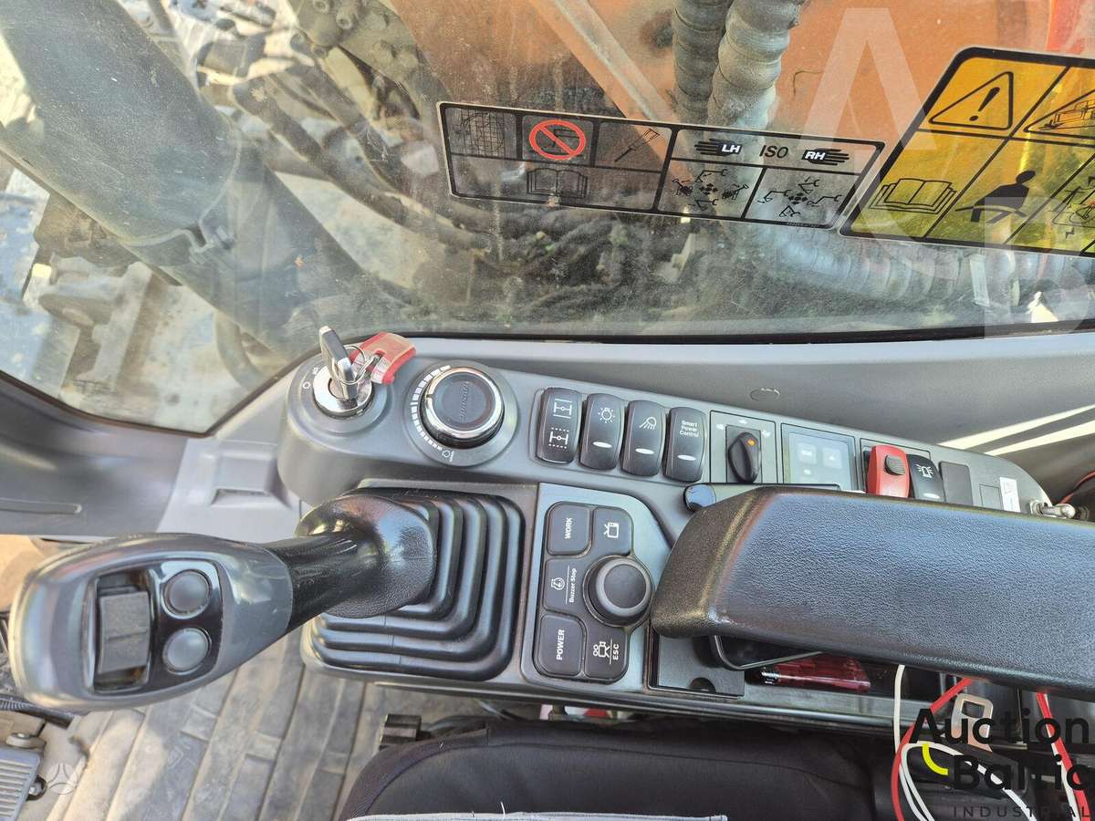 Doosan DX 170 W-5, excavator
