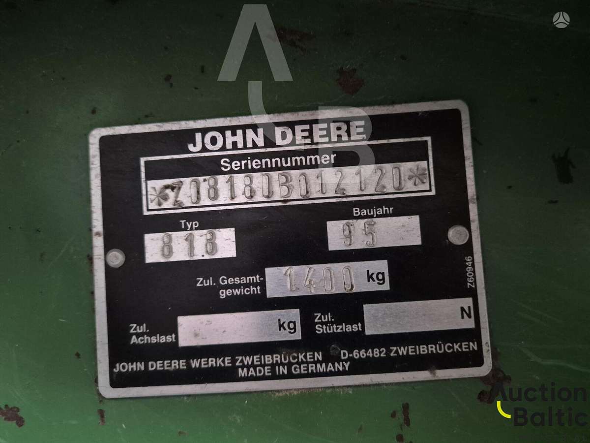 John Deere 2058, kombainai