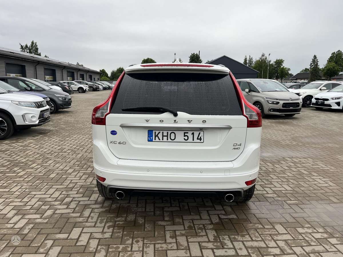 Volvo XC60 - 10