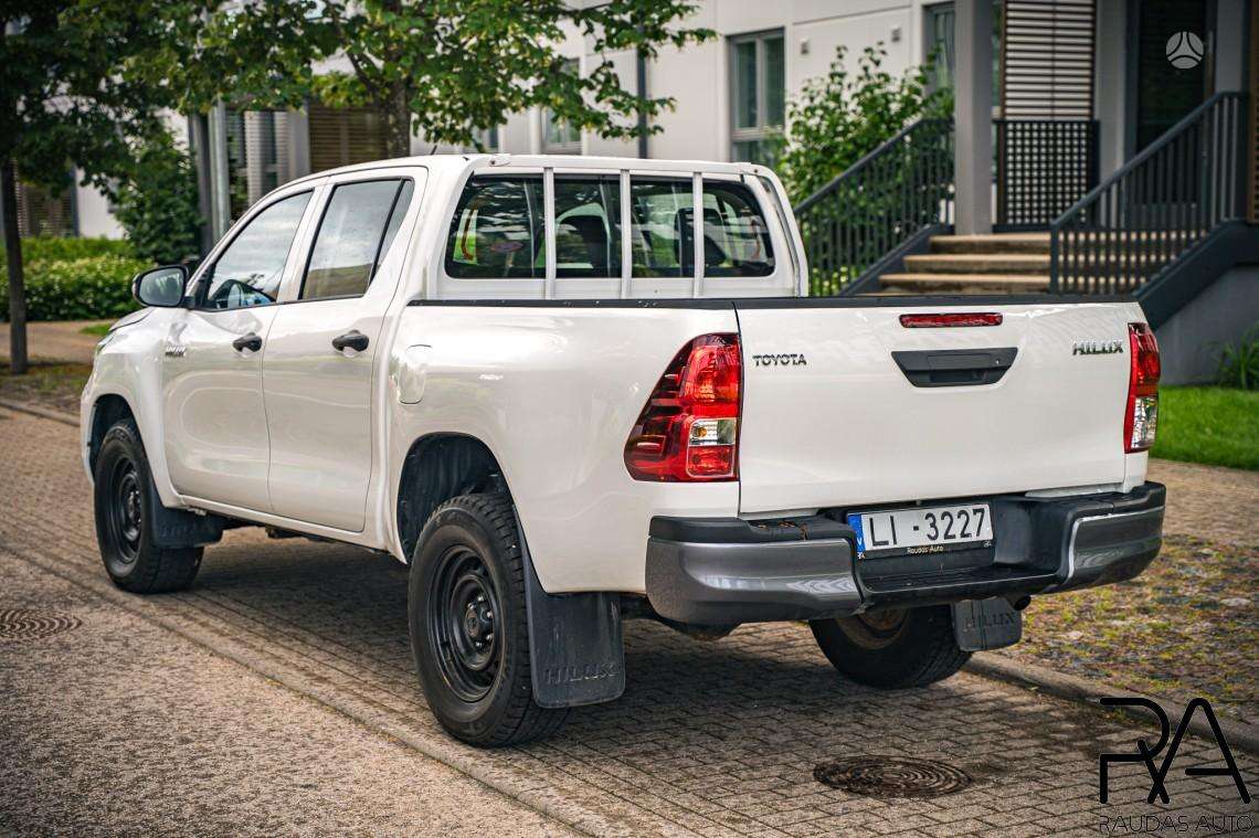 Toyota Hilux - 6
