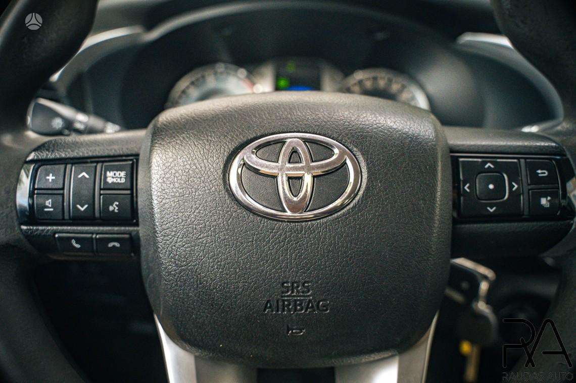 Toyota Hilux - 9