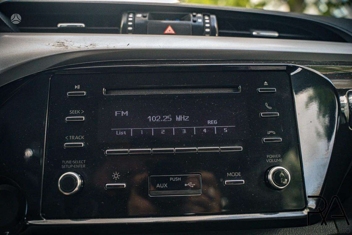 Toyota Hilux - 11