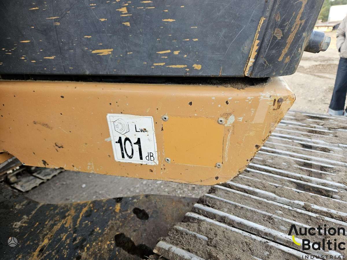 Case CX 210 B, excavator