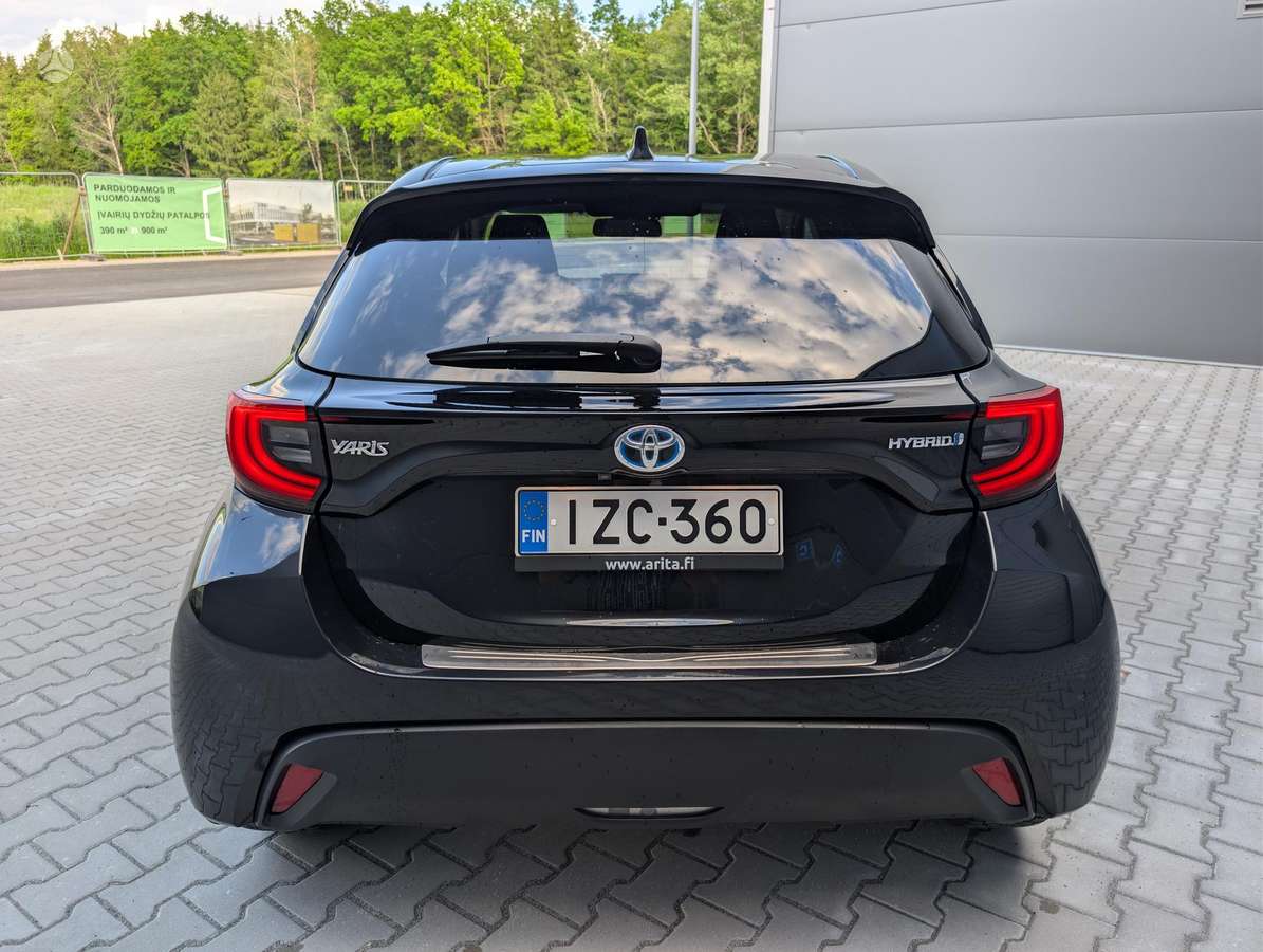 Toyota Yaris - 11