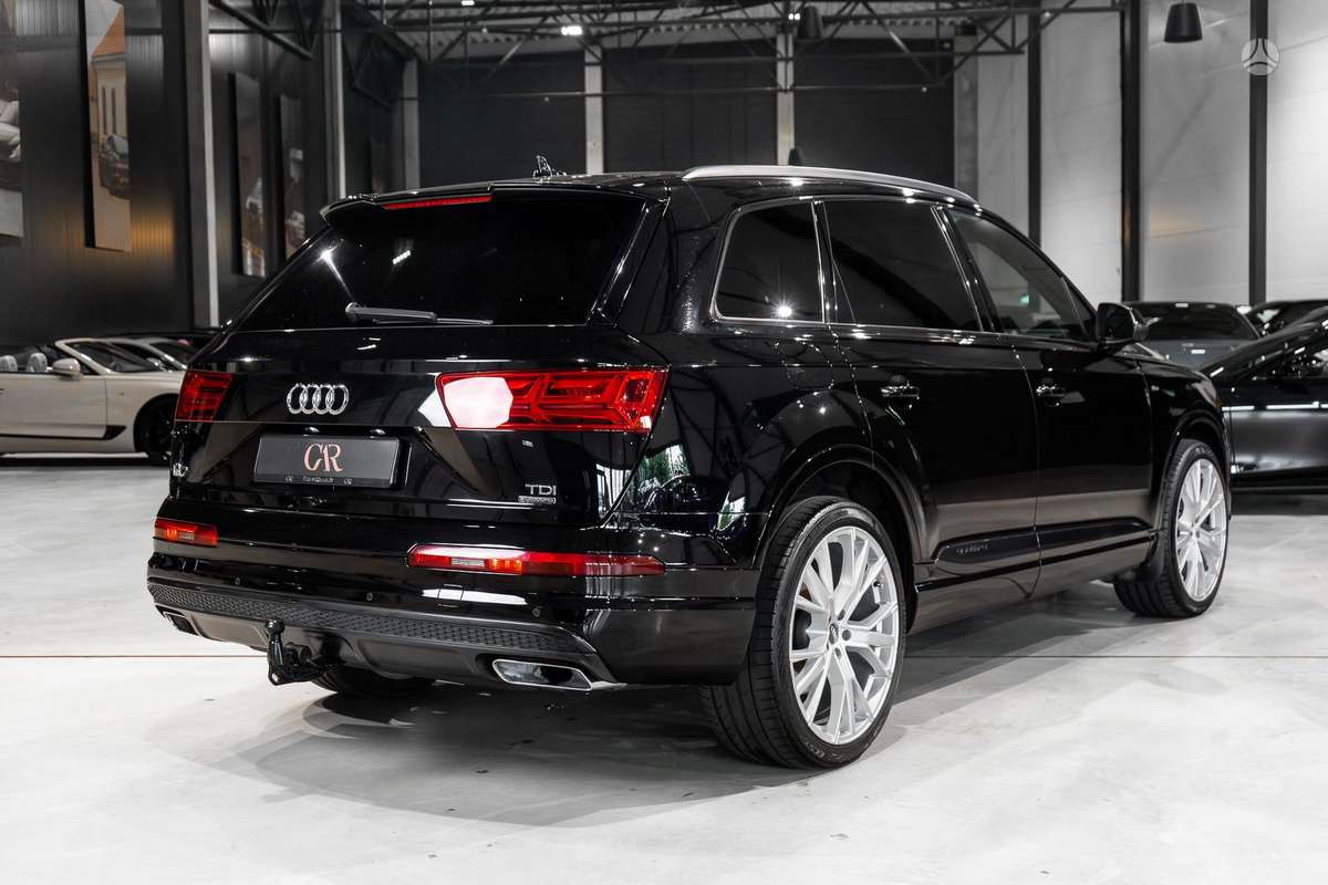 Audi Q7, 3.0 l., off-road / crossover