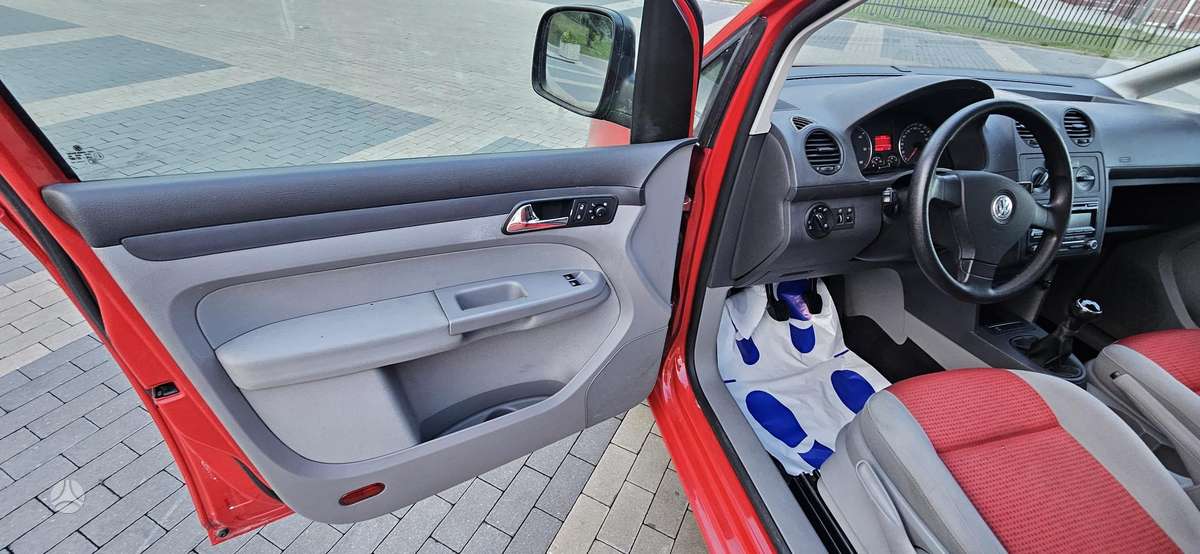 Volkswagen Caddy - 11